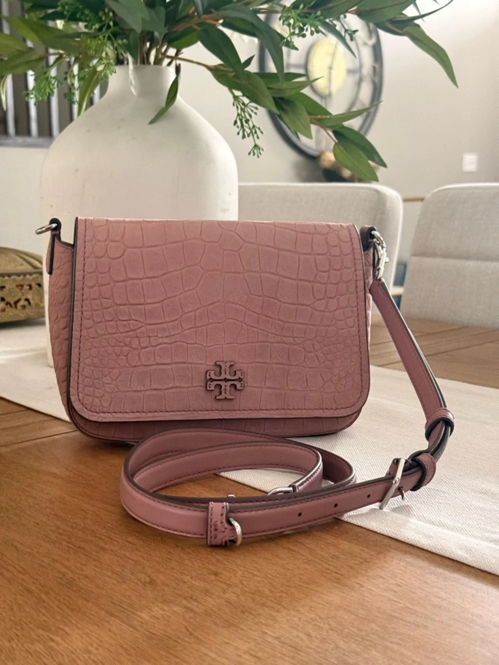 845!+ New Tory Burch THEA EMBOSSED SUEDE FLAP CROSSBODY & Matching Wallet